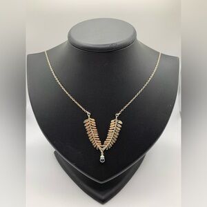 Vintage 925 Sterling Silver feathers and hematite bead necklace